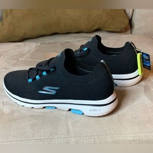 Black Skechers GoWalk sneakers size 11